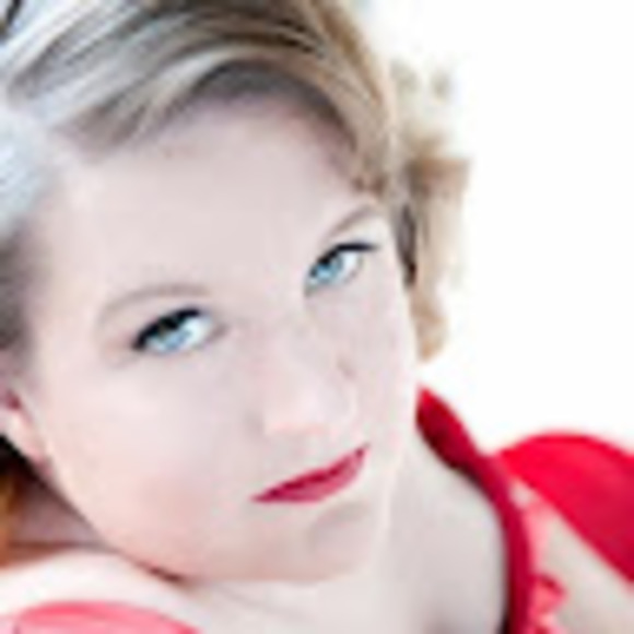 Meet your Posher, Ruth - Picture 1 of 1